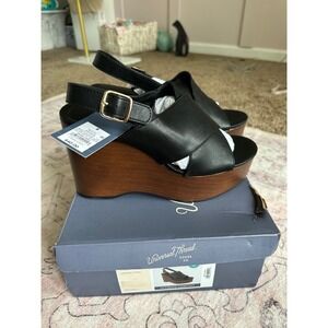 Universal Thread Naomi Black Wedge Sandals Platform Memory Foam Crisscross 8